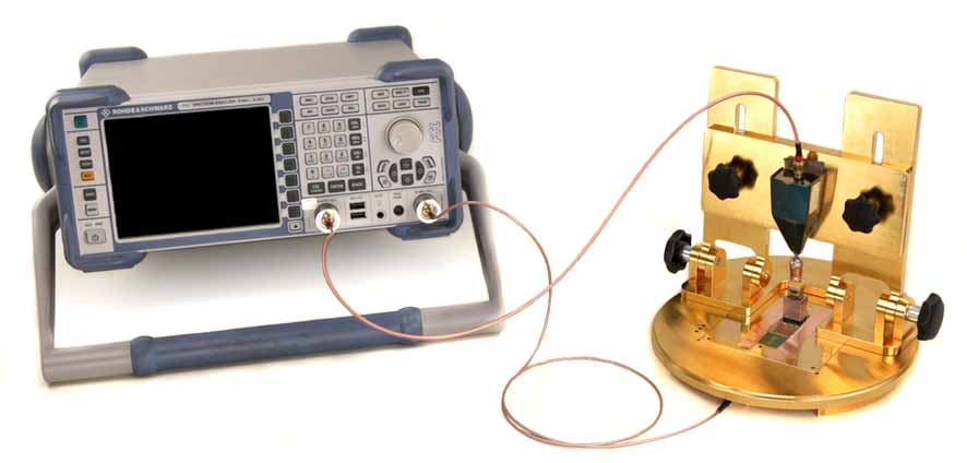 Messplatz mit Spektrumanalysator